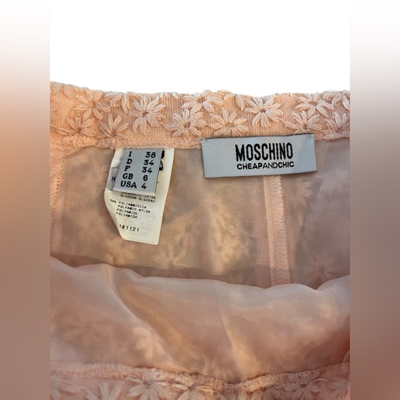 Moschino Cheap and Chic Pink Embroidered Floral Skirt - NWT - Size 4 - Picture 3 of 7